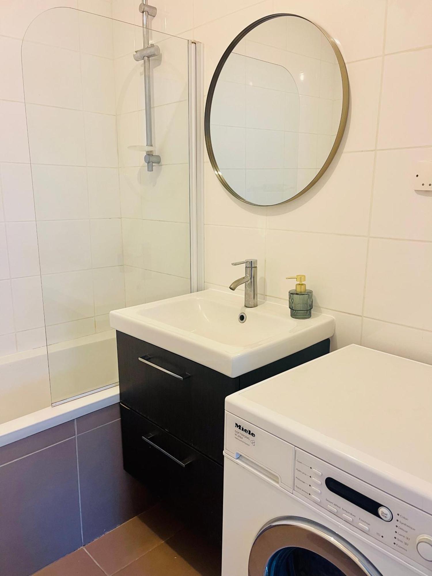 Maison 50 M2, A 5 Minutes De Paris Et Ideal Pour Disney Montreuil  Extérieur photo